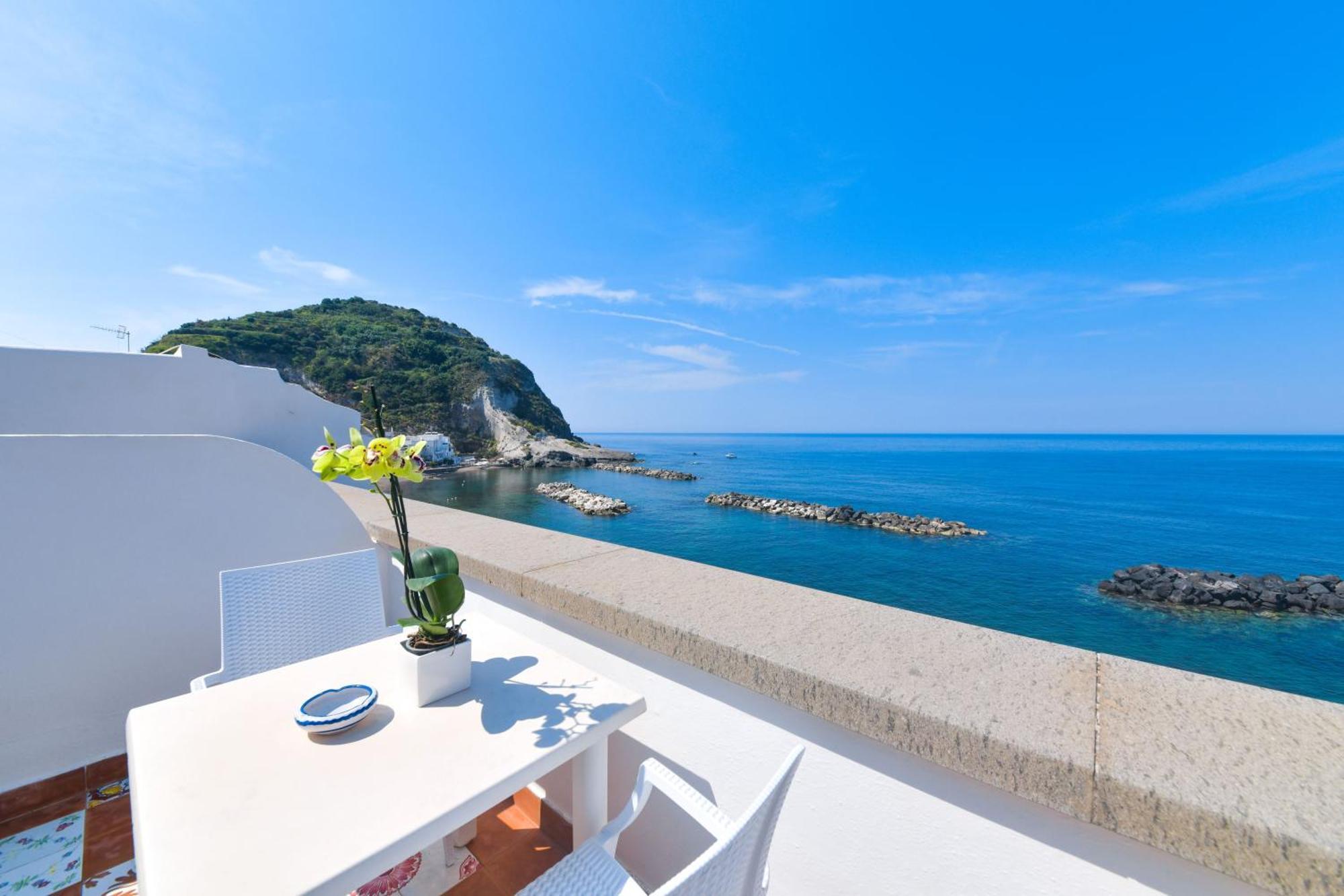 Hotel Casa Celestino Sant'Angelo  Exterior photo