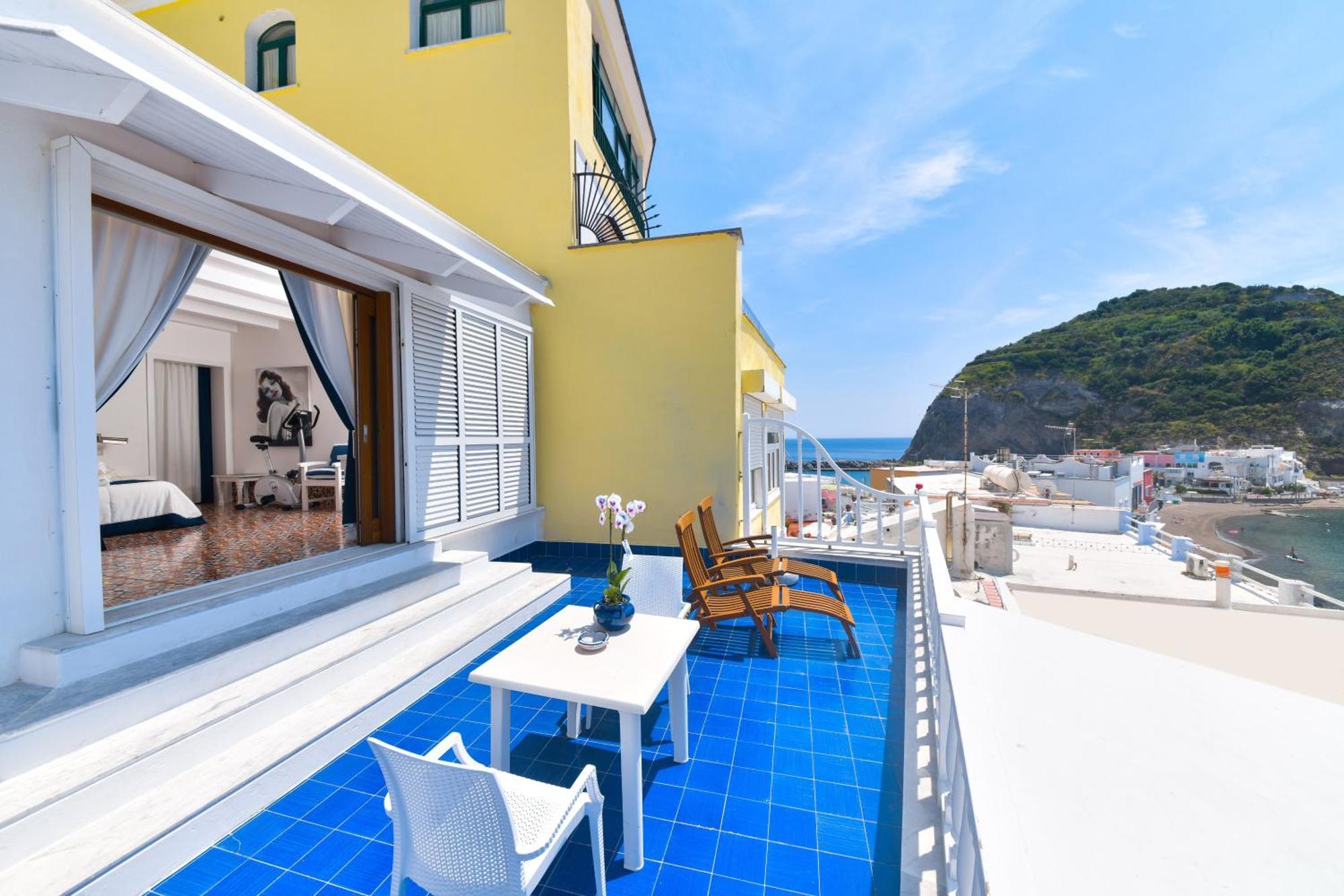 Hotel Casa Celestino Sant'Angelo  Exterior photo